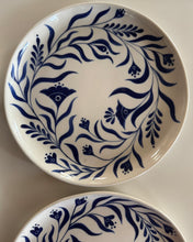 Maren and Laura Porcelain Floral Dinnerware/Buffet Set- 51% off