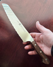 Zwilling Henckels 10” Pro Ultimate bread knife- 45% off