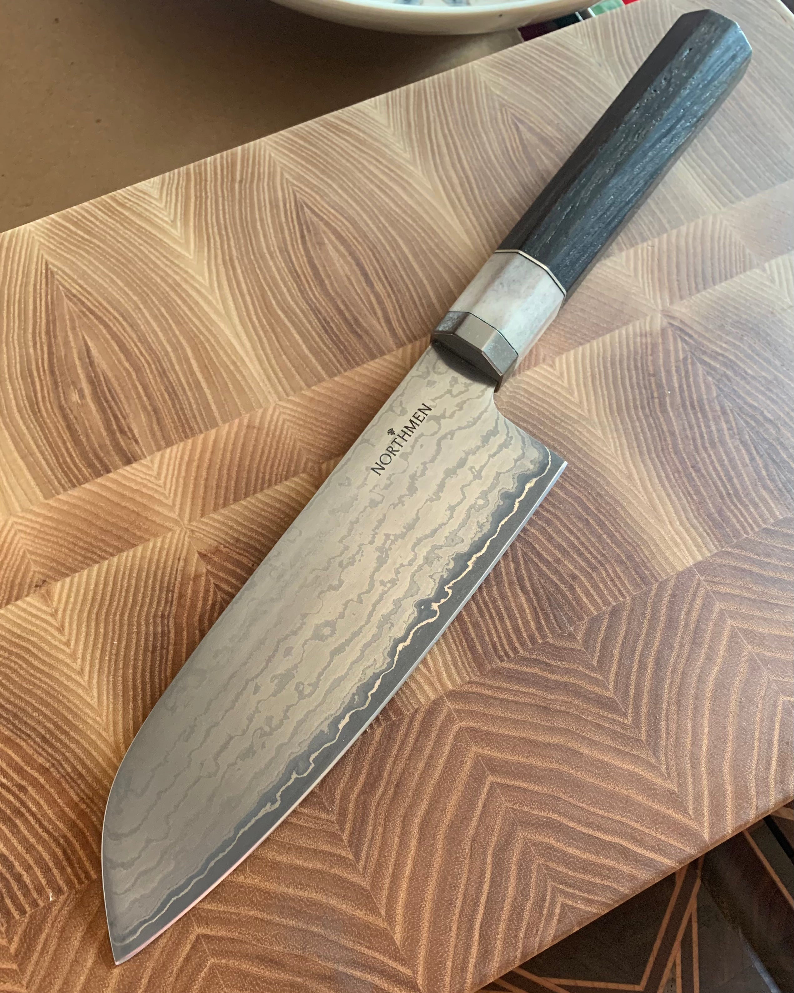 https://crockercutlery.com/cdn/shop/files/FAAB0517-C675-4ED5-91F2-85F212788111_2539x.heic?v=1700351577