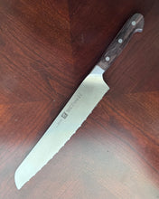 Zwilling Henckels 10” Pro Ultimate bread knife- 45% off